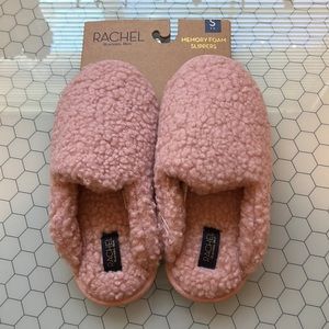 **NWT** Pink Fuzzy Slippers